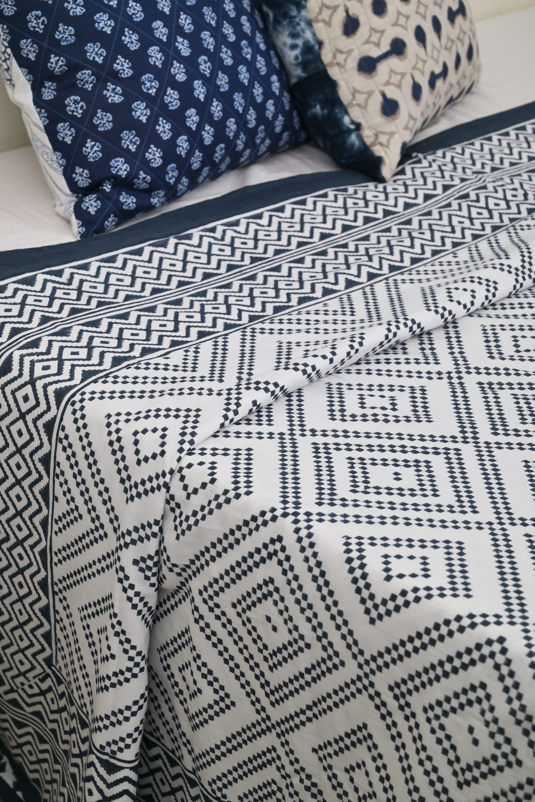 Kastanie Block Printed Dohar - Image 2