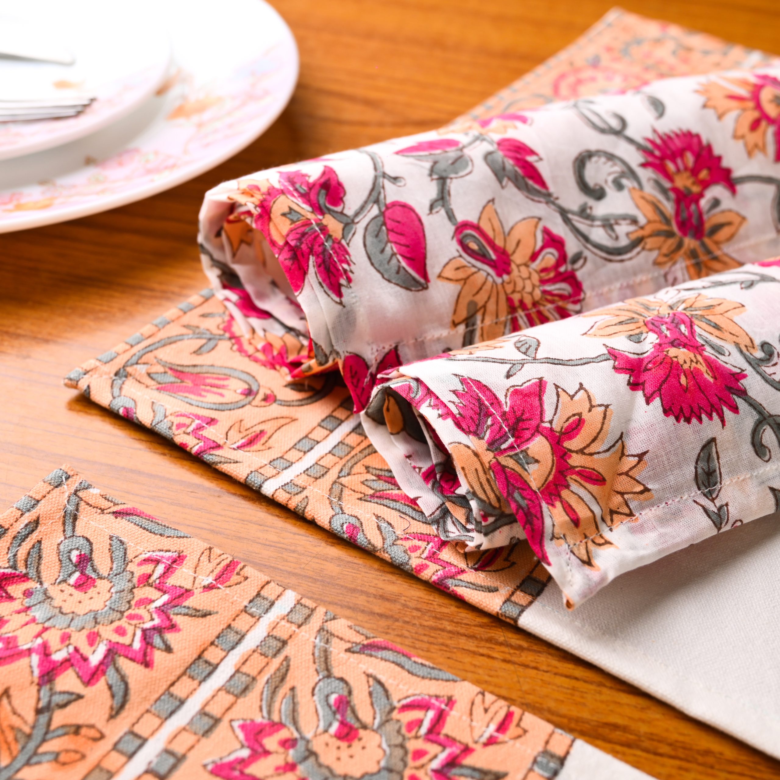 Perennial flowers Block Printed Placemat & Napkins - Image 3