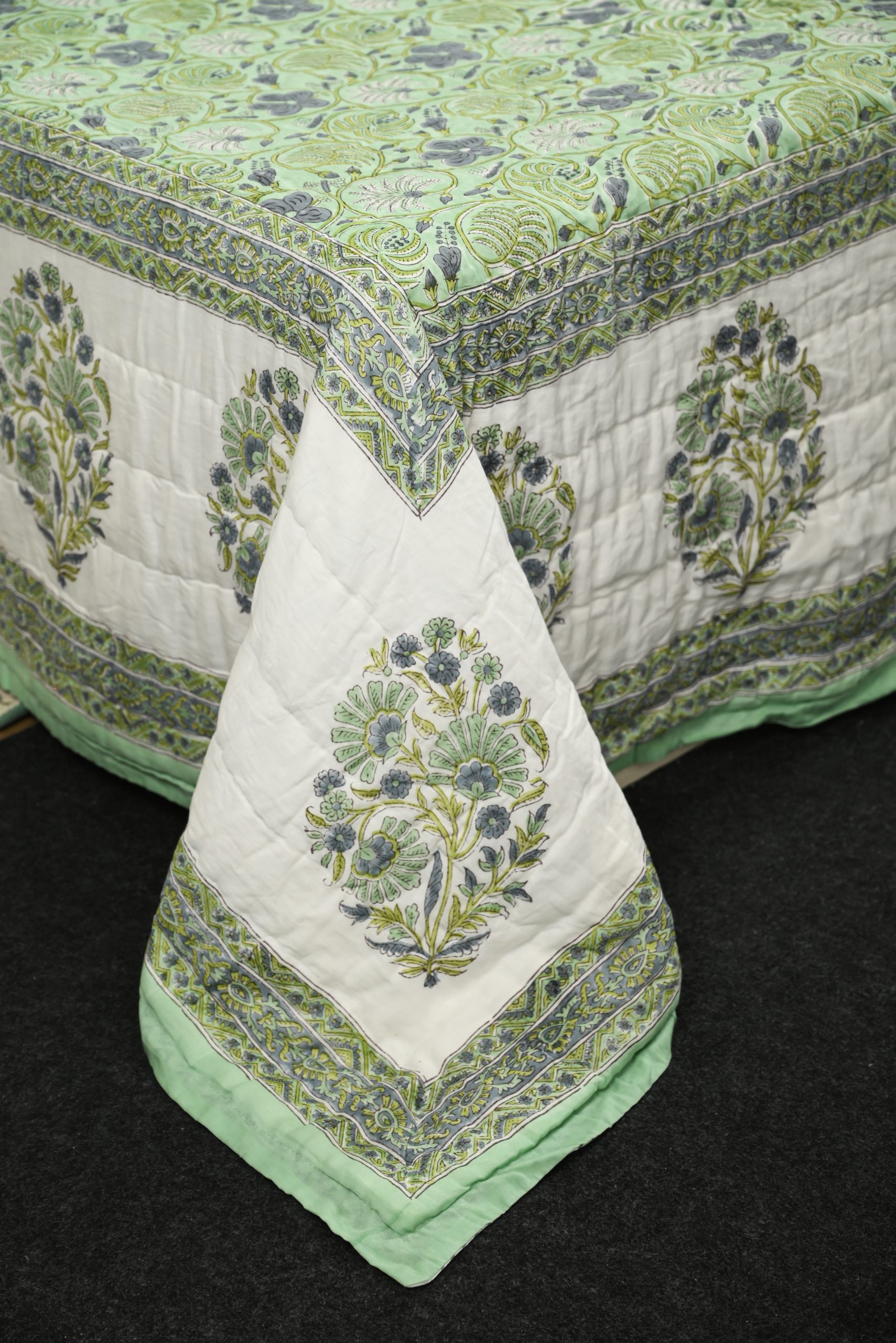 Daffodil Block Printed Quilt - Image 4